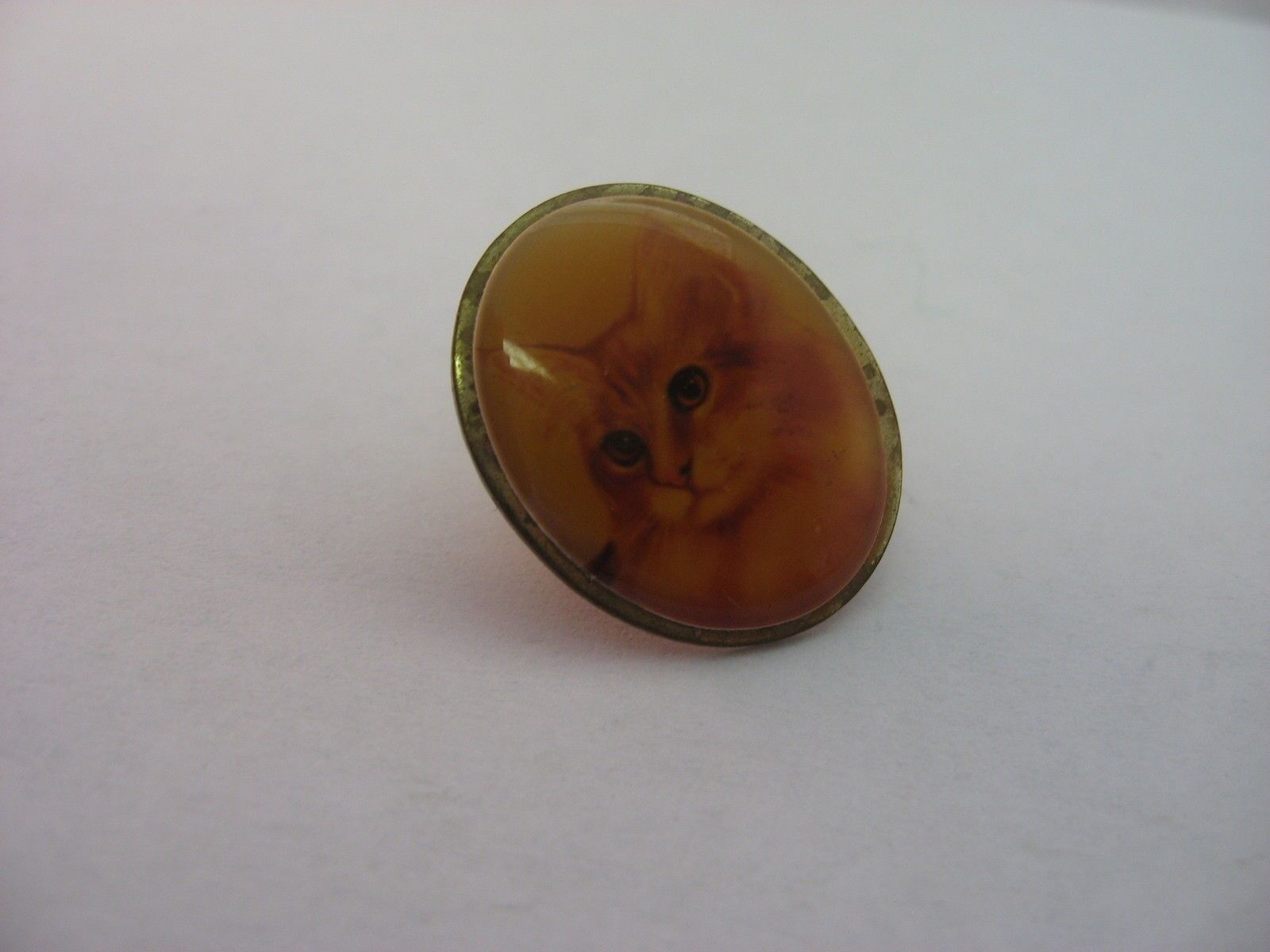 Very Cute Vintage Cat Pin ~ Some Edge Wear ~