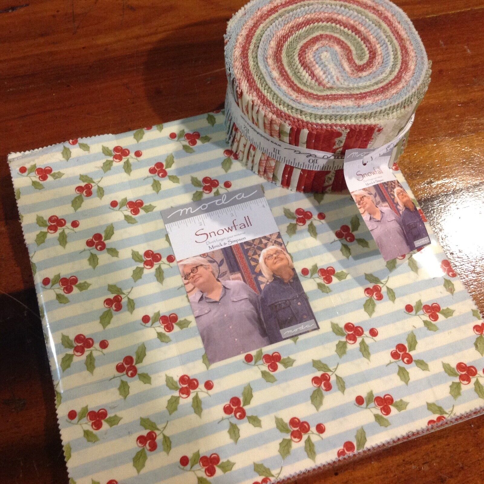 Moda Quilt Fabric-Layer Cake & Jelly Roll-Snowfall by Minick & Simpson