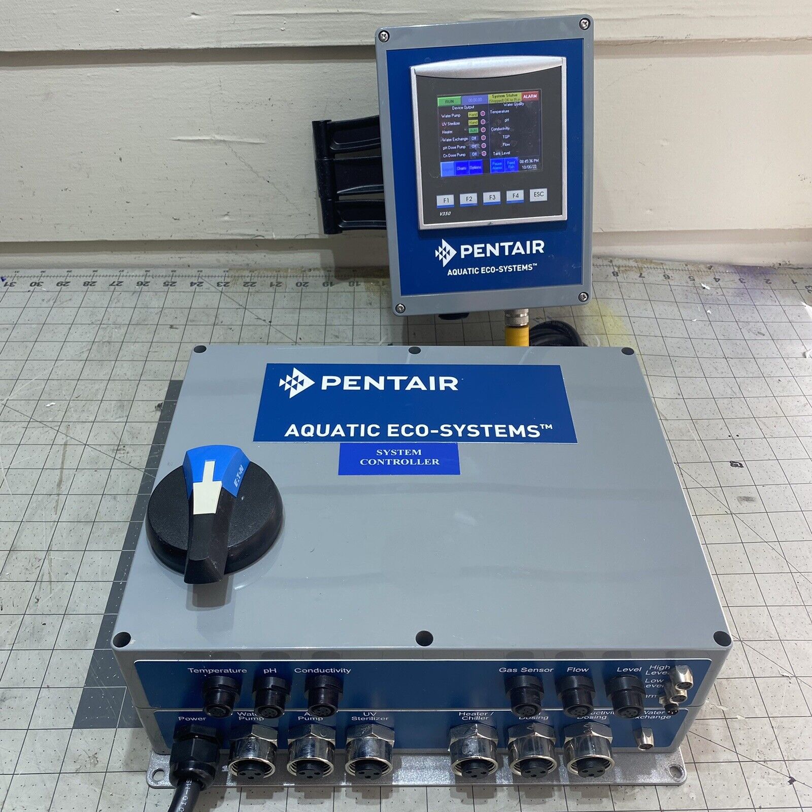 Pentair Hydroponic Aquarium Controller -Temp/PH/Conductivity/UV/Air Pump/PH Dose