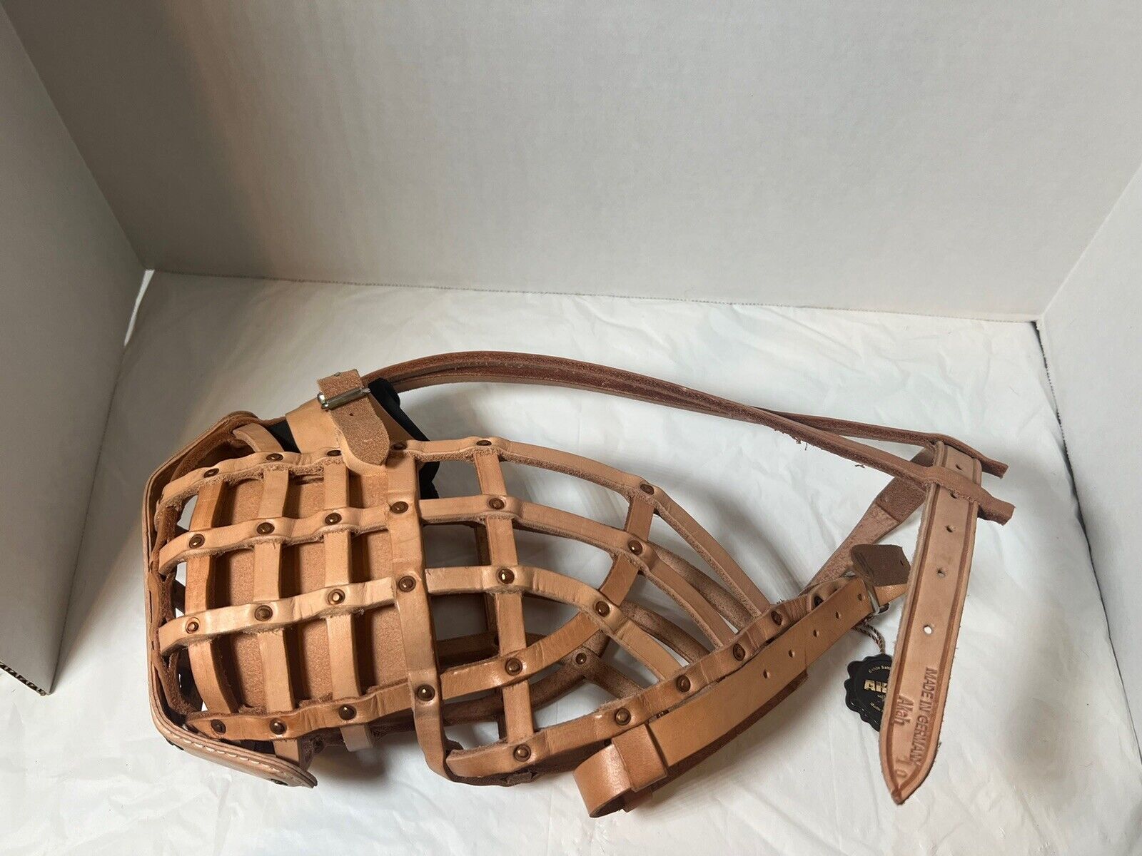 Akah German Leather Dog Basket Muzzle  Size 10 $289 MSRP