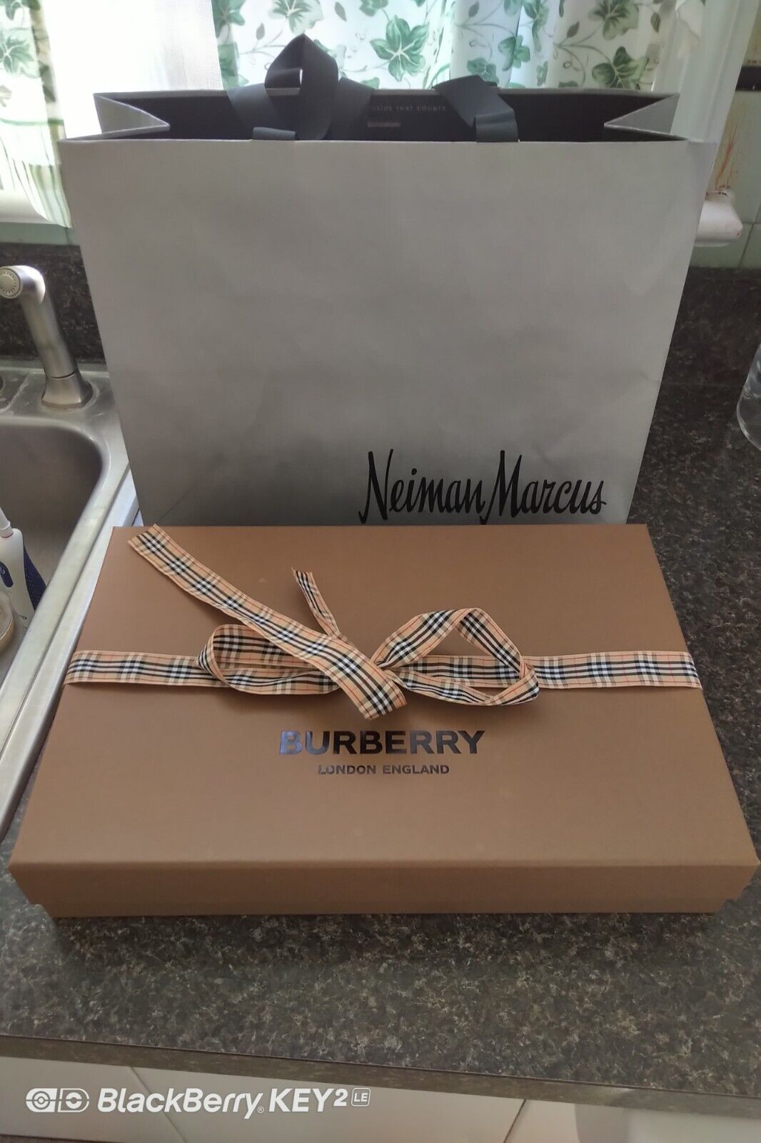 Neiman Marcus NWT'S Burberry XS-S Dog Set Onsie and Blanket Ret. $799 + tax