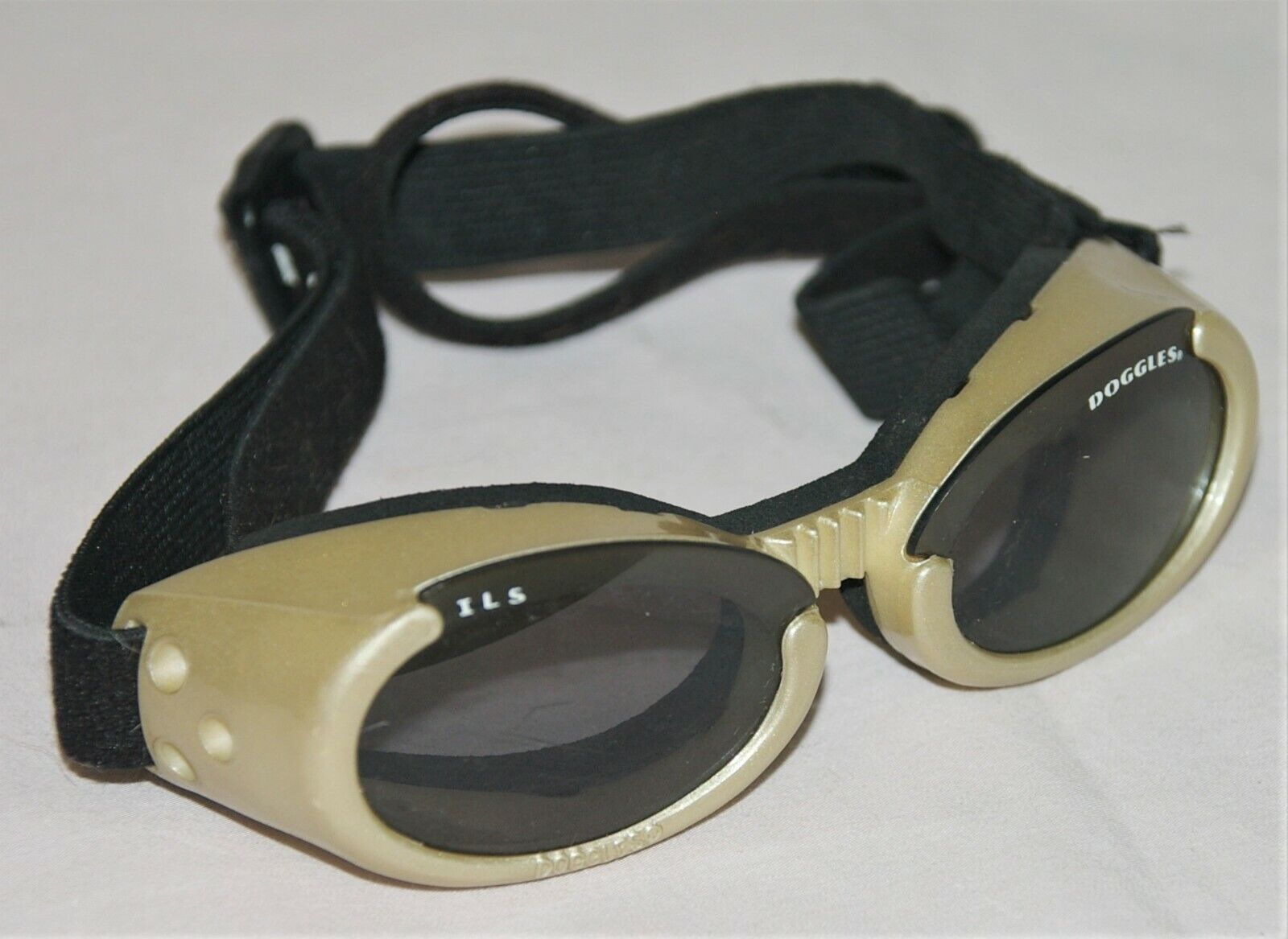 Doggles ILS - Goggles with Smoke Lens for Small Dogs