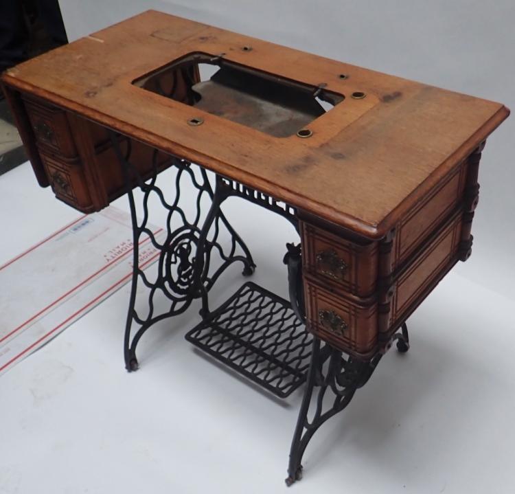 Singer Treadle Sewing Machine Table Lot 195