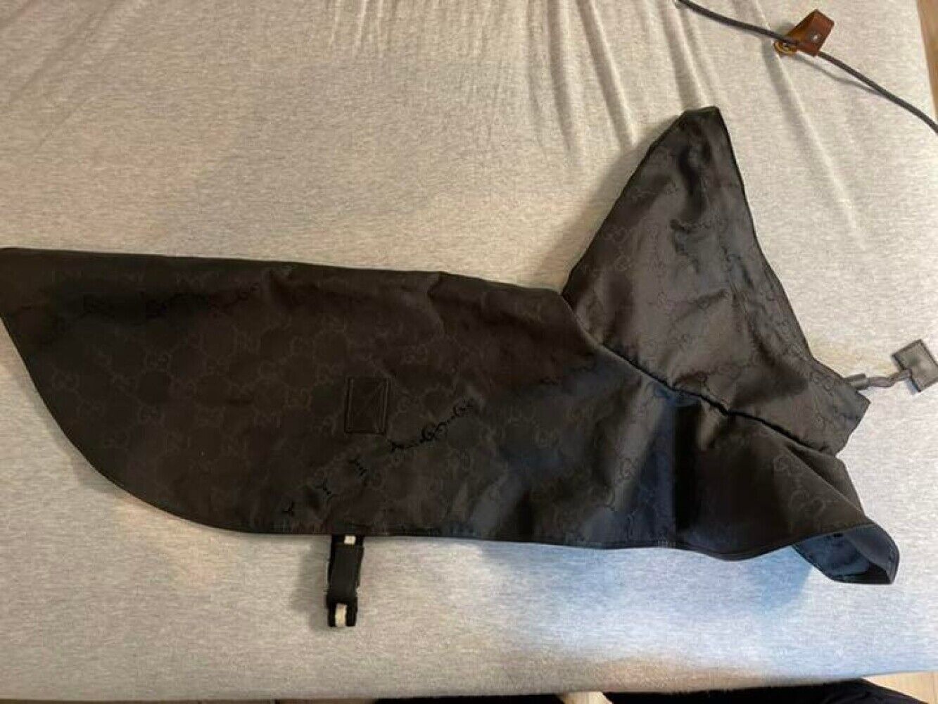 GUCCI Dog Wear Rain Coat Black Poncho-type for Medium Size Dog Unused F/S