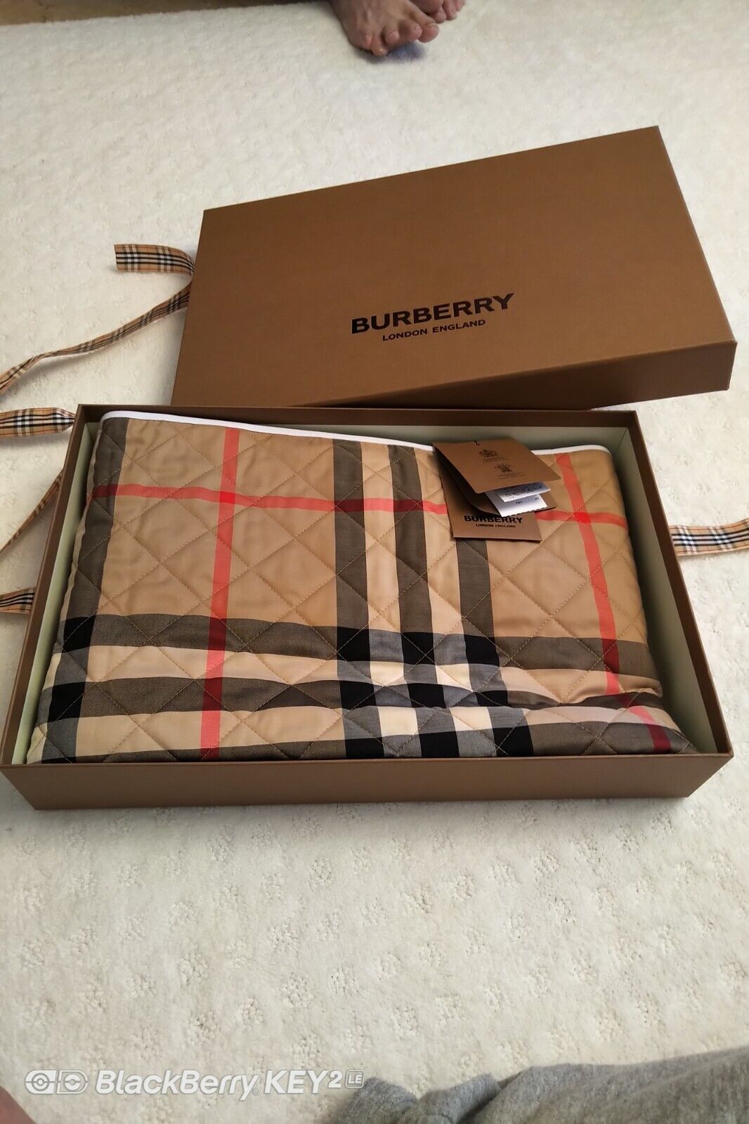 Neiman Marcus NWT'S Burberry XS-S Dog Set Onsie Blanket & Leash Ret. $999 + tax