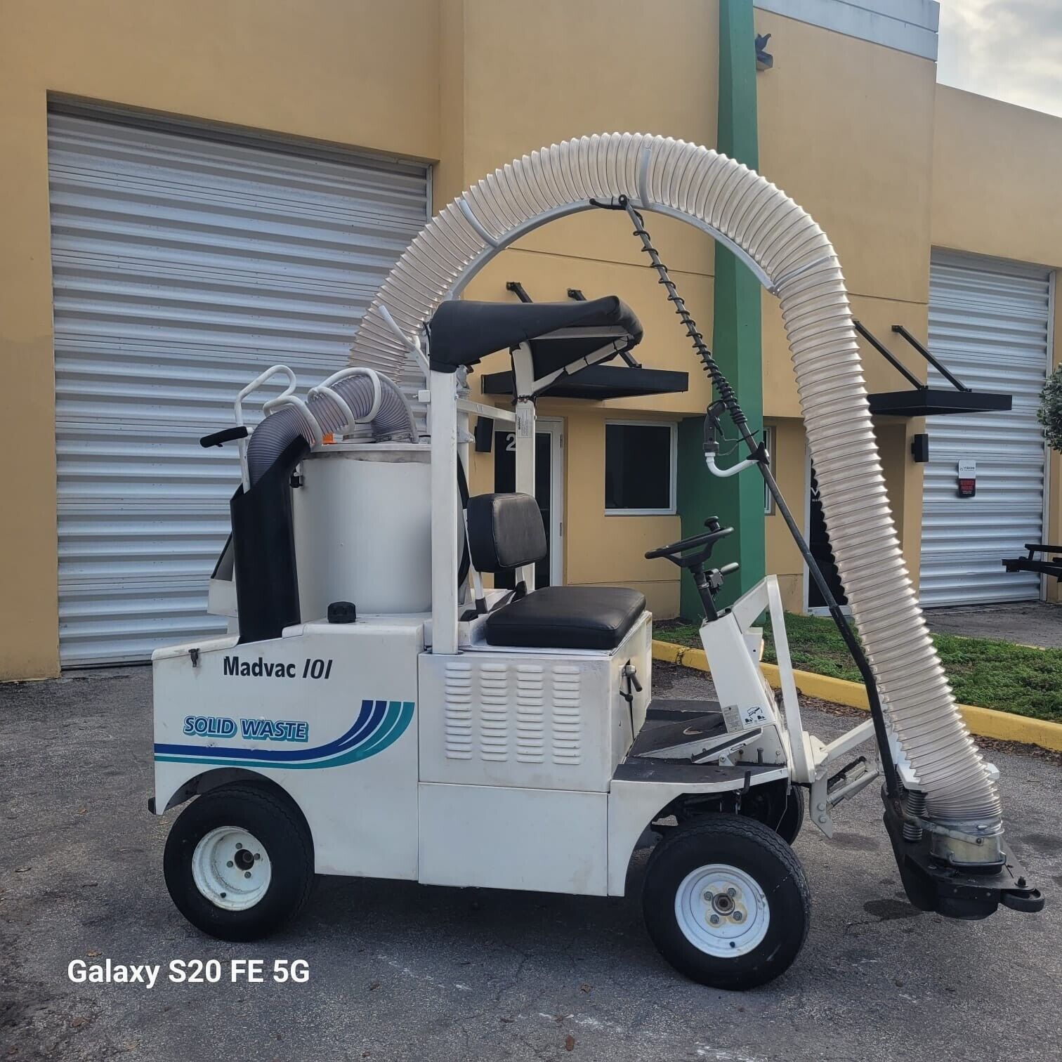2004 Madvac 101-D -Ride on Vacuum Litter Collector