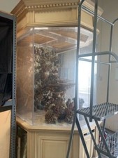 Beige 1000 Gallon Aquarium picture
